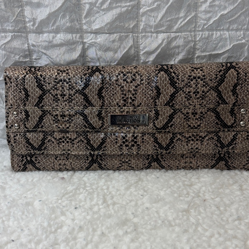Kenneth Cole Reaction Tan Snake Print Wristlet